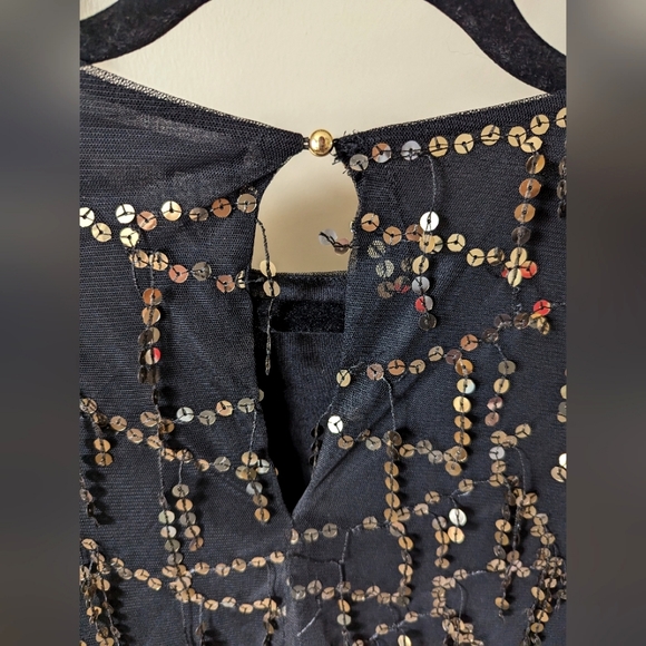 NWT Zara Black and Gold Chiffon and Sequin Shift Mini Dress / Size XS - Picture 5 of 5